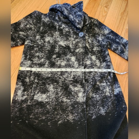 Perfect Fall/Spring Coat - Picture 7 of 17